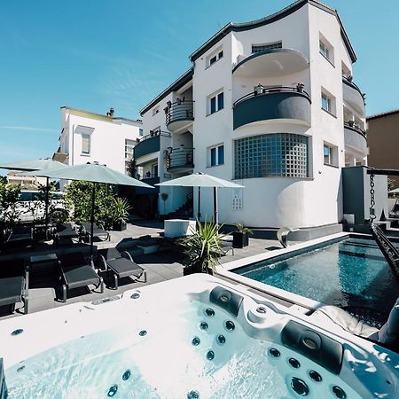 Holiday Apartments Amarilis Pakoštane Exteriör bild