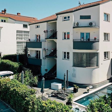 Holiday Apartments Amarilis Pakoštane Exteriör bild