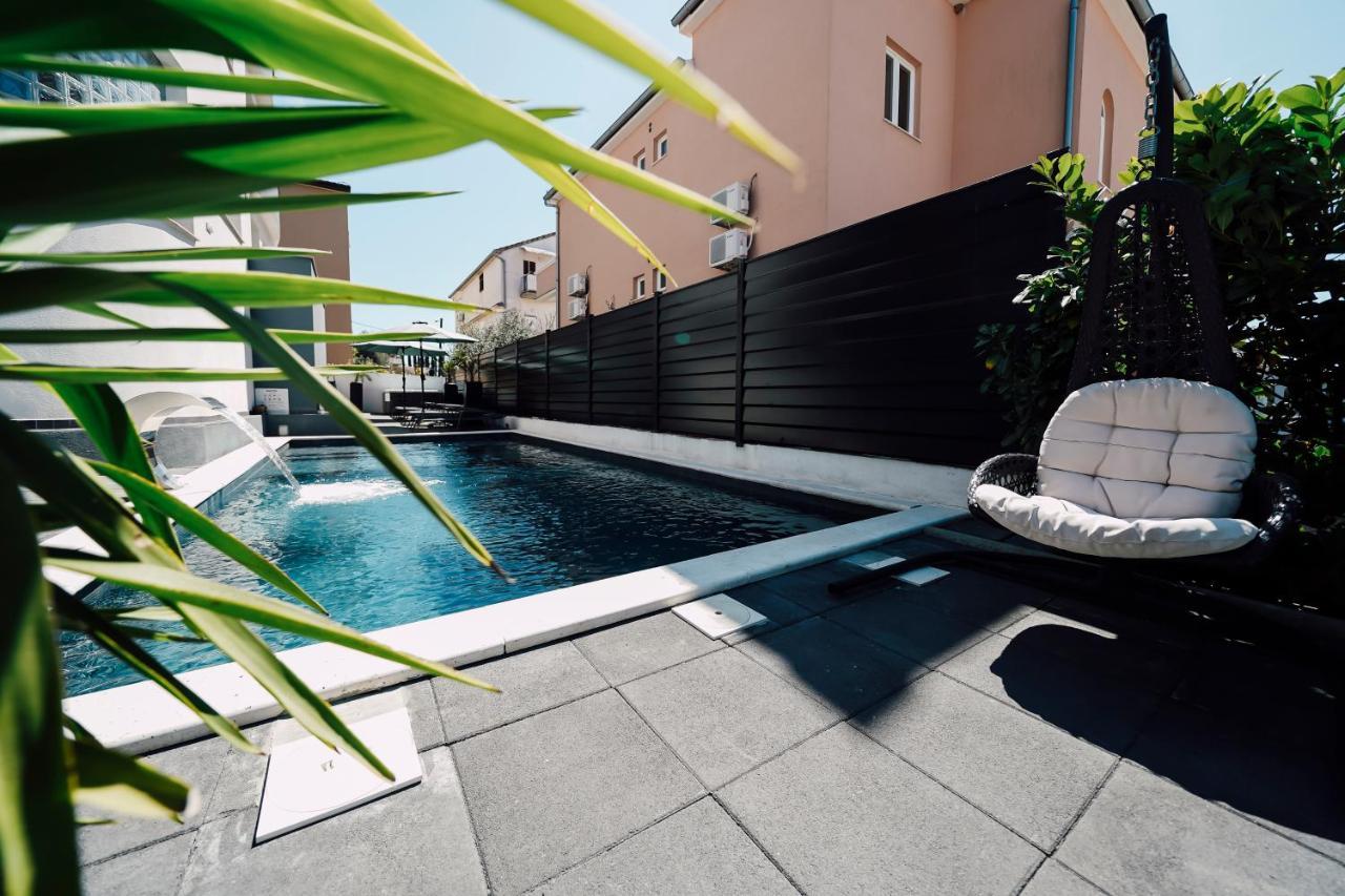 Holiday Apartments Amarilis Pakoštane Exteriör bild
